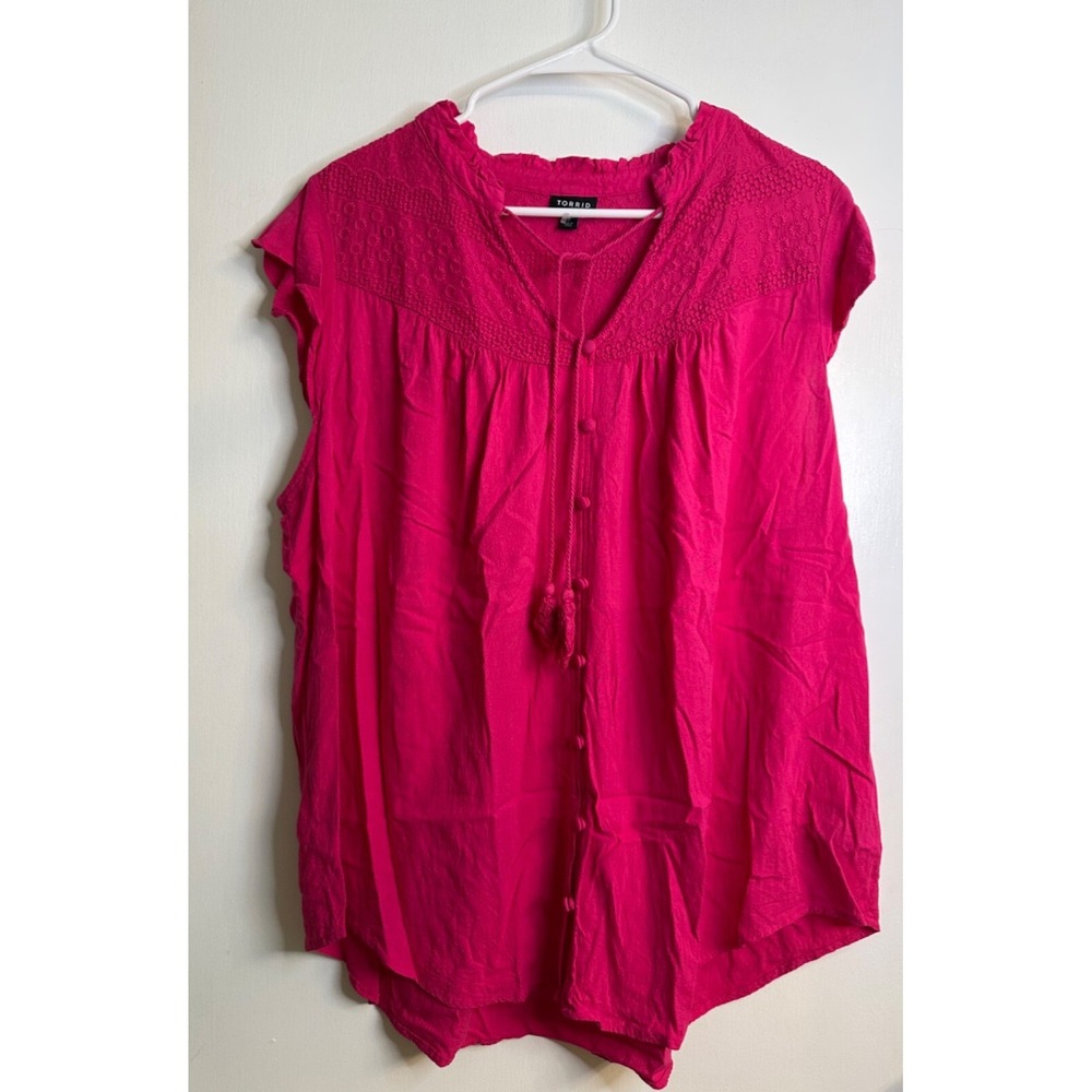 Torrid Size 2‎ 18/20 Bright Pink Lace Bodice Tie Neck Flutter Sleeve Blouse